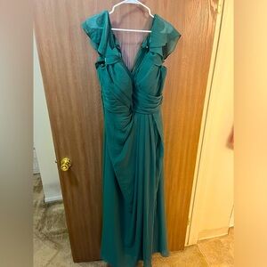 Azazie hunter green bridesmaid dress! Size 18.